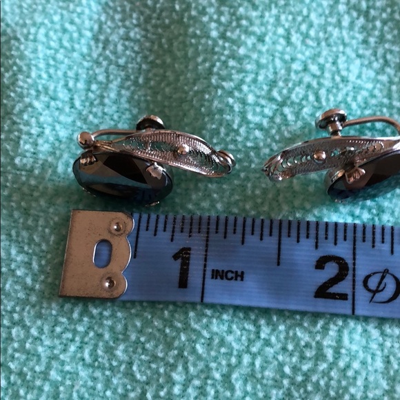 Vintage Sorrento screw on Silver/hematite earring - Picture 7 of 7